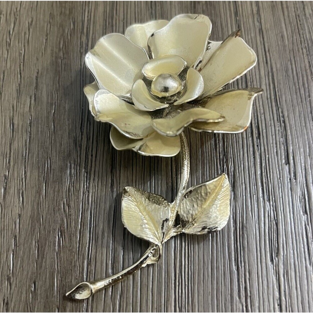 Vintage CORO Brooch Pin COSTUME Jewelry GOLD TONE Signed FLOWER Art Gold Tone